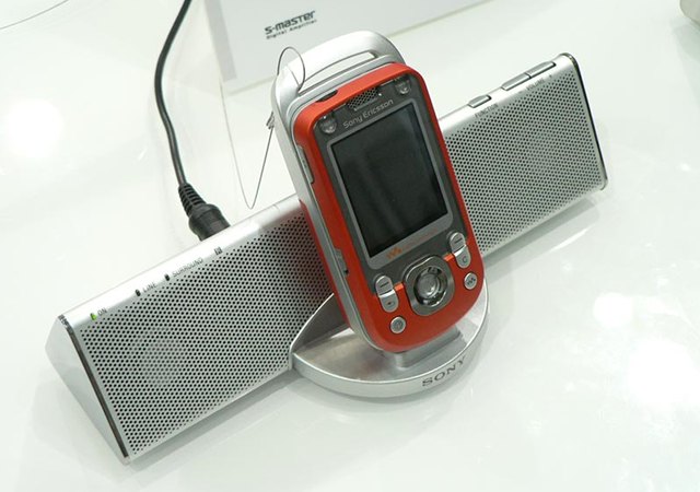 CPF-MP001 - Акустическая система от Sony Ericsson