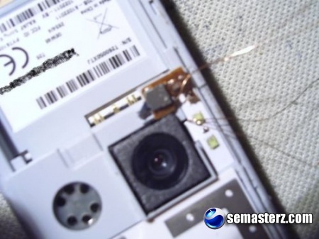 Светодиод на значке Sony Ericsson - чтобы телефон моргал им под музыку