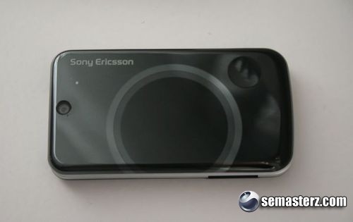 Sony Ericsson T707 появился «вживую»