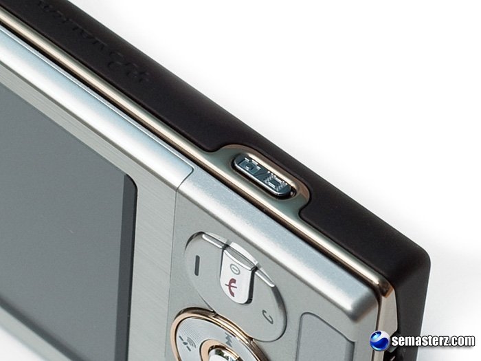 Обзор Sony Ericsson W715