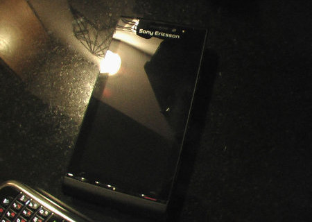 Sony Ericsson Kokura – еще один 12-МП сенсорный смартфон?