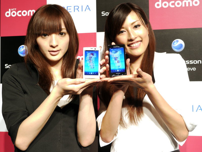 Sony Ericsson XPERIA X10 одобрен FCC