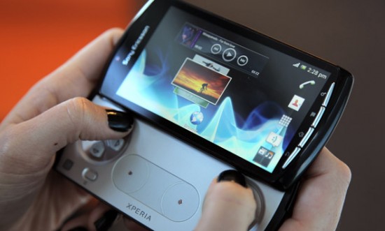 Sony выпустила бета-версию Android 4.0 для Xperia PLAY