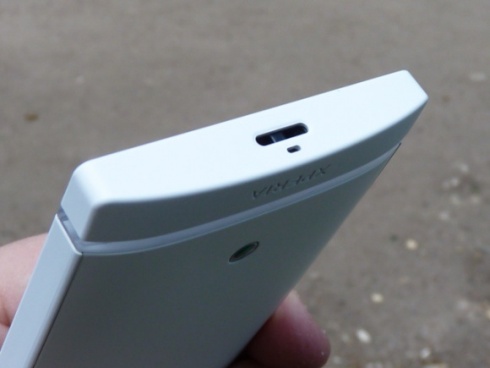 Sony XPERIA S - Обзор мобильного телефона