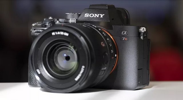 Sony A7R V